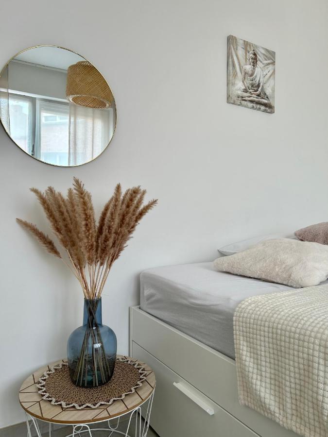 Vintage Dream Apartment Zwijndrecht Ngoại thất bức ảnh